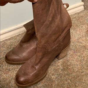 Brown boots